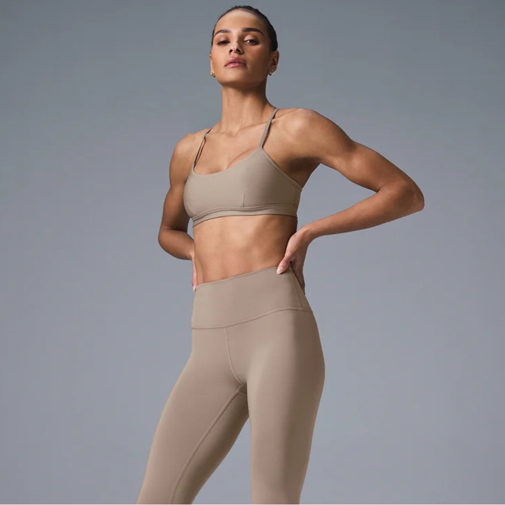 ALO yoga airlift intrigue bra